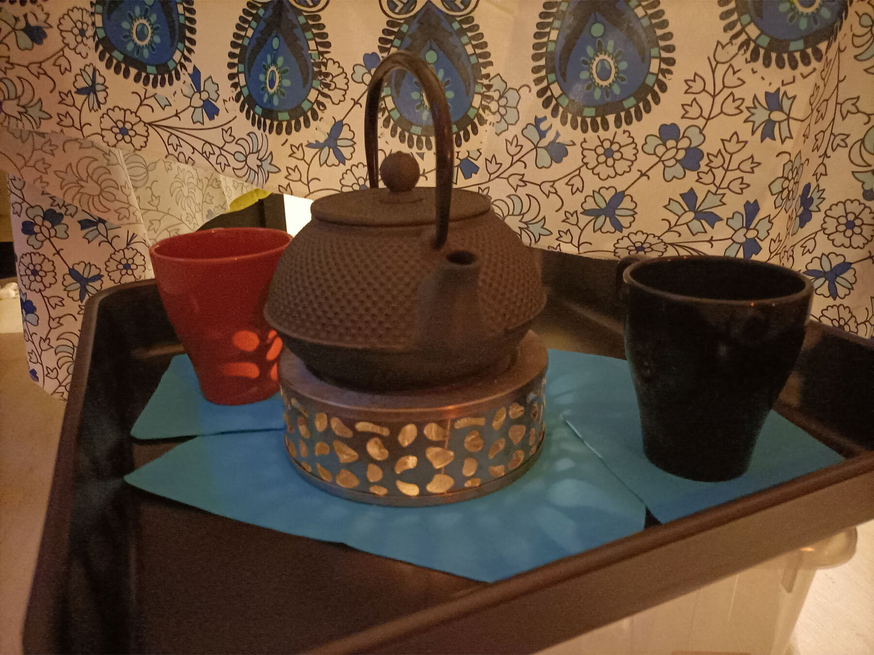 The herbal tea corner with a cast-iron teapot