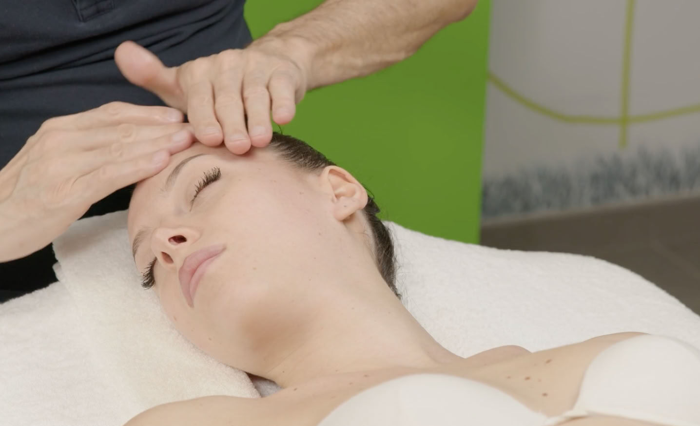 Kobido massage in the Olisticum studio in Bari